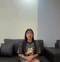 Carin - puta in Singapore