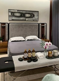 Carina Vip Comeplete with massage table - escort in Riyadh Photo 4 of 9