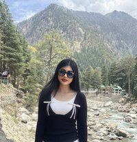 Carina - puta in Gurgaon
