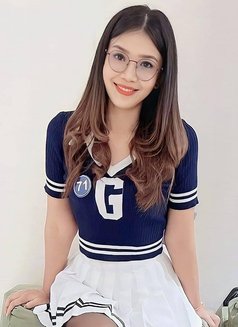 Carina - escort in Gurgaon Photo 12 of 15