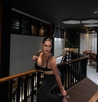 Carla Cum Show - Acompañantes transexual in Manila