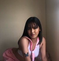 Carla Cum Show - Transsexual escort in Manila