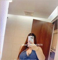 Carla - escort in Manila