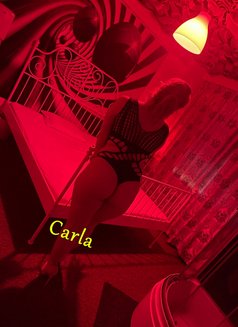 Carla - Masajista in Bucharest Photo 3 of 4