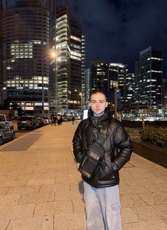 Carlo - Male escort in Beirut Photo 2 of 7