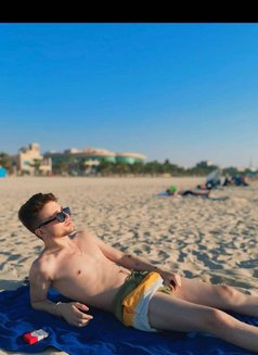 Carlo - Acompañantes masculino in Beirut Photo 1 of 4