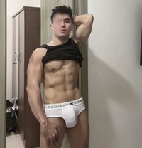 Carlo Xl - Male escort in Manila