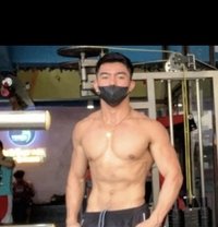 Carlo Xl - Male escort in Manila