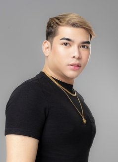 Carlos is back🥰🥰 - Male escort in Makati City Photo 2 of 2