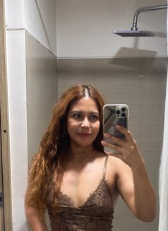 Carlota - escort in Hong Kong Photo 2 of 4