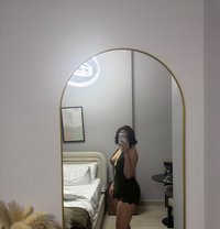 Carly - escort in Dubai