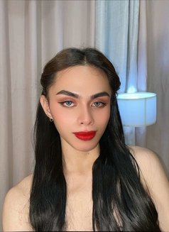 Carly - Transsexual escort in Davao Photo 1 of 1