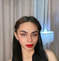 Carly - Transsexual escort in Davao