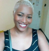 Curvy Ebony skilled 3holer - escort in Manila