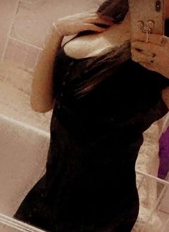 Carmen 26 - Transsexual escort in Amman Photo 1 of 3