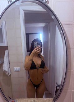 Carmen - escort in Durban Photo 5 of 11