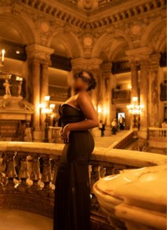 Carmen Laffite Paris - escort in Dubai Photo 8 of 10