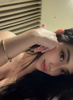 Carms - escort in Taipei Photo 6 of 8