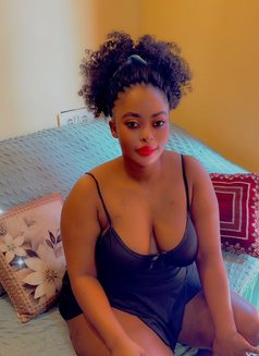 Caro - escort in Hyderabad Photo 4 of 4