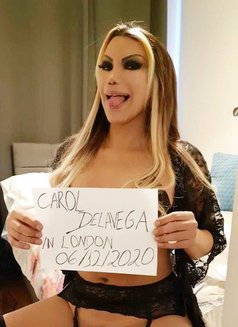Carol Delavega xxl - Transsexual escort in London Photo 9 of 30