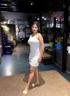 Cam show and real meet - escort in New Delhi Photo 1 of 2