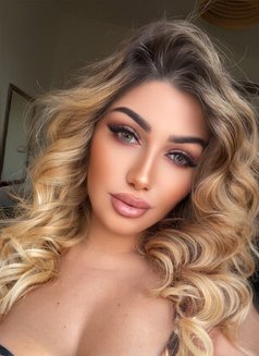 Carole - Male escort in Dubai Photo 9 of 9