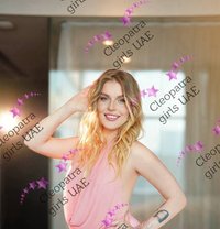 CAROLINA SEXY BLONDE - puta in Abu Dhabi