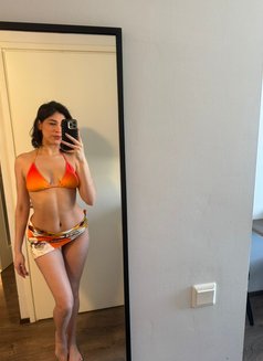 Carolina - escort in Barcelona Photo 3 of 4