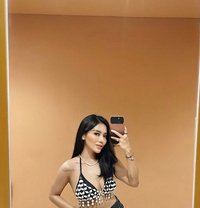 CAROLINE Arrived BALI - escort in Bali Photo 4 of 11