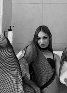 Caroline Behrs/cam/5star ♀️ - Acompañantes transexual in Ahmedabad Photo 10 of 30
