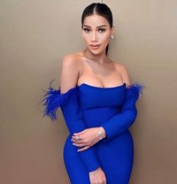 Caroline Sparkling Coco Birdnest - escort in Jakarta