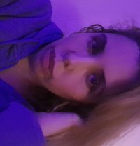 Caroline - masseuse in Paris