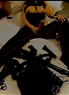 Mistress dominate 69 - Transsexual escort in Doha Photo 3 of 4