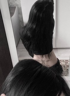 Caroline - escort in Hong Kong Photo 6 of 9