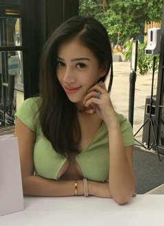 Diana Bareeva - puta in Jakarta Photo 15 of 17