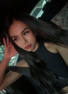 Carollinetop69 - Transsexual escort in Kuala Lumpur Photo 6 of 13