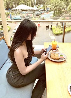 Carollinetop69 - Transsexual escort in Kuala Lumpur Photo 12 of 13