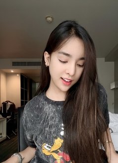 Carria - escort in Bangkok Photo 1 of 14