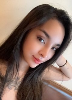 Carria - escort in Bangkok Photo 4 of 14