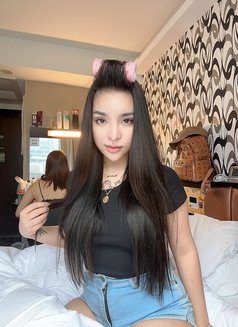 Carria - escort in Bangkok Photo 7 of 14