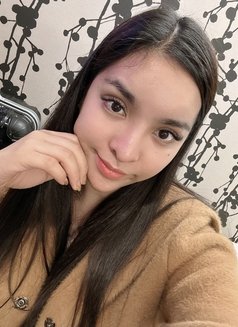 Carria - escort in Bangkok Photo 11 of 14