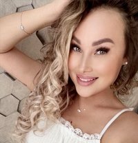 Carrie - escort in Belgrade