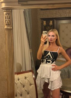 Cartier - escort in Dubai Photo 9 of 12