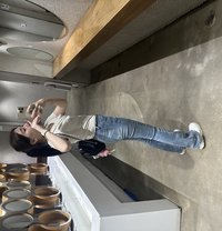 Cartoon - escort in Tokyo