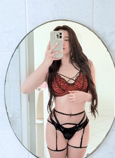 CARYL - puta in Makati City Photo 10 of 10