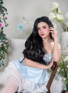 CARYL - escort in Makati City Photo 11 of 13