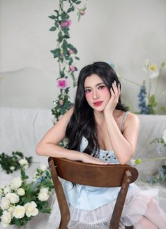 CARYL - escort in Makati City Photo 13 of 13