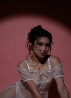 CARYL TAN - escort in Manila Photo 1 of 13