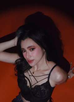 CARYL TAN - escort in Manila Photo 2 of 13