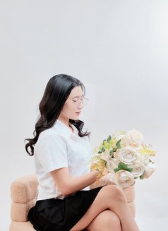 CARYL TAN - escort in Manila Photo 9 of 10